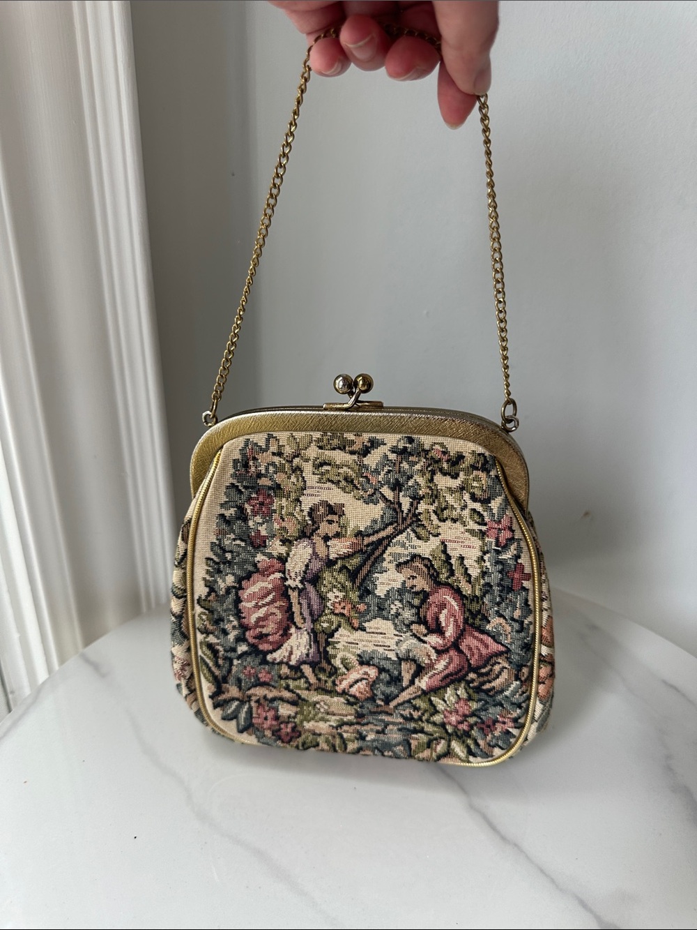 Vintage Tapestry Chain Handbag Clutch in Pink and Cream Kiss Lock Gold Wedding